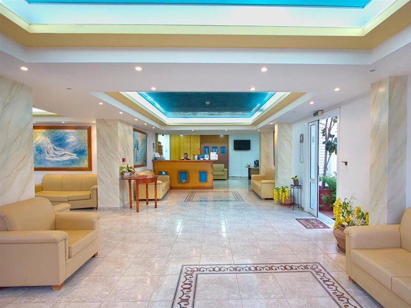 جورجيوبوليس Pinelopi Apartments المظهر الخارجي الصورة
