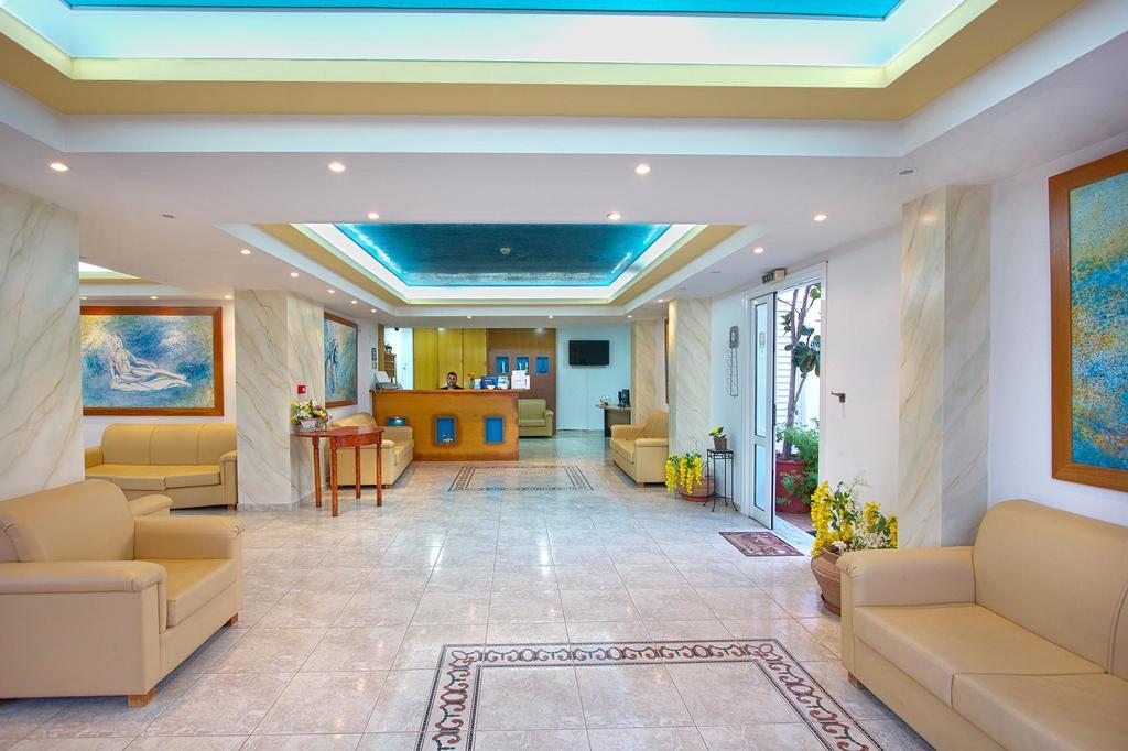 جورجيوبوليس Pinelopi Apartments المظهر الخارجي الصورة