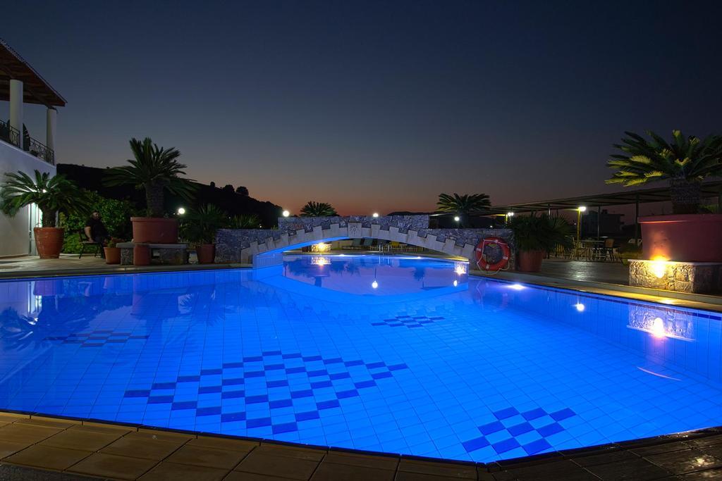جورجيوبوليس Pinelopi Apartments المظهر الخارجي الصورة