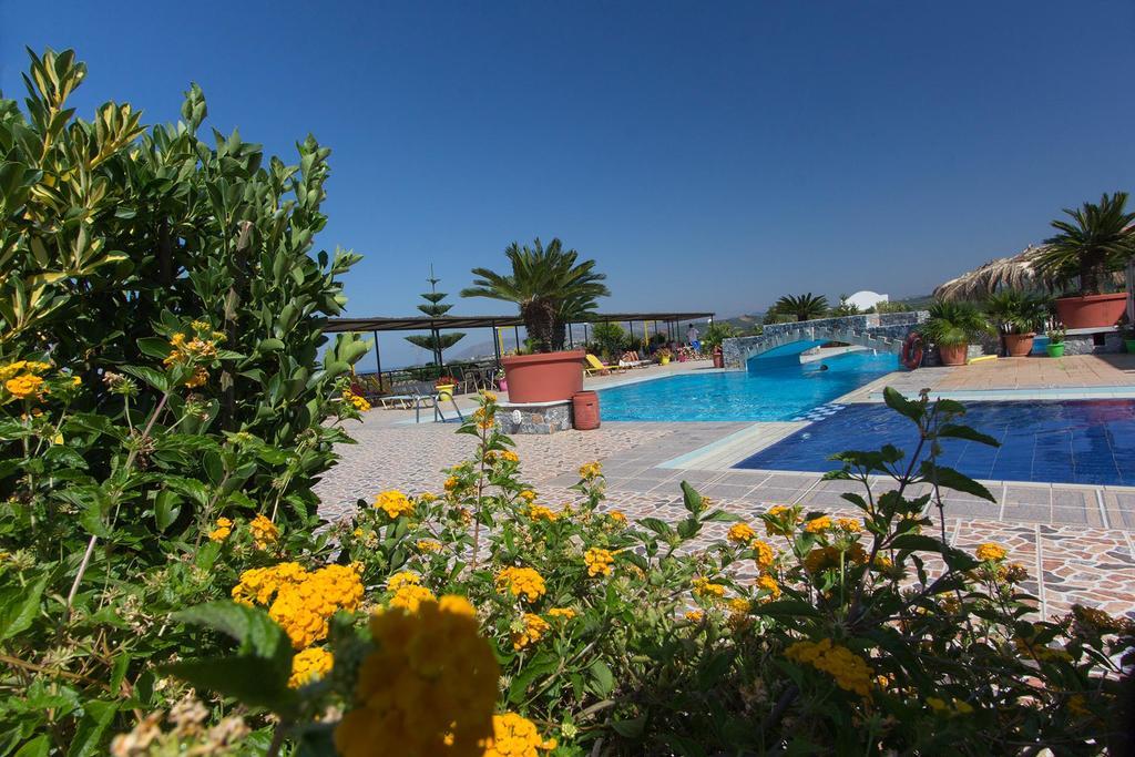 جورجيوبوليس Pinelopi Apartments المظهر الخارجي الصورة