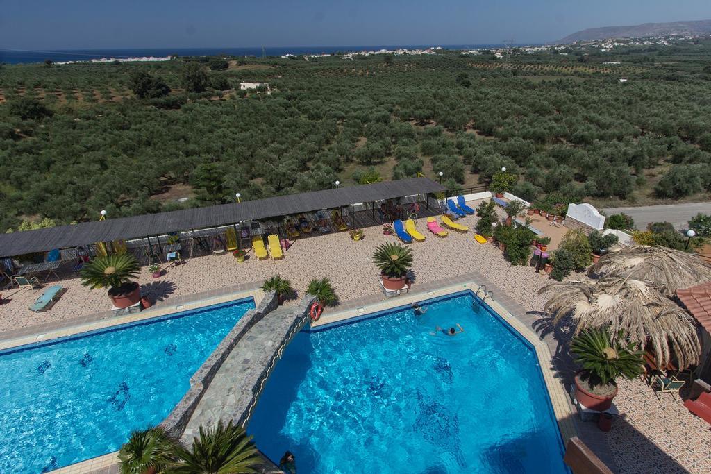 جورجيوبوليس Pinelopi Apartments المظهر الخارجي الصورة