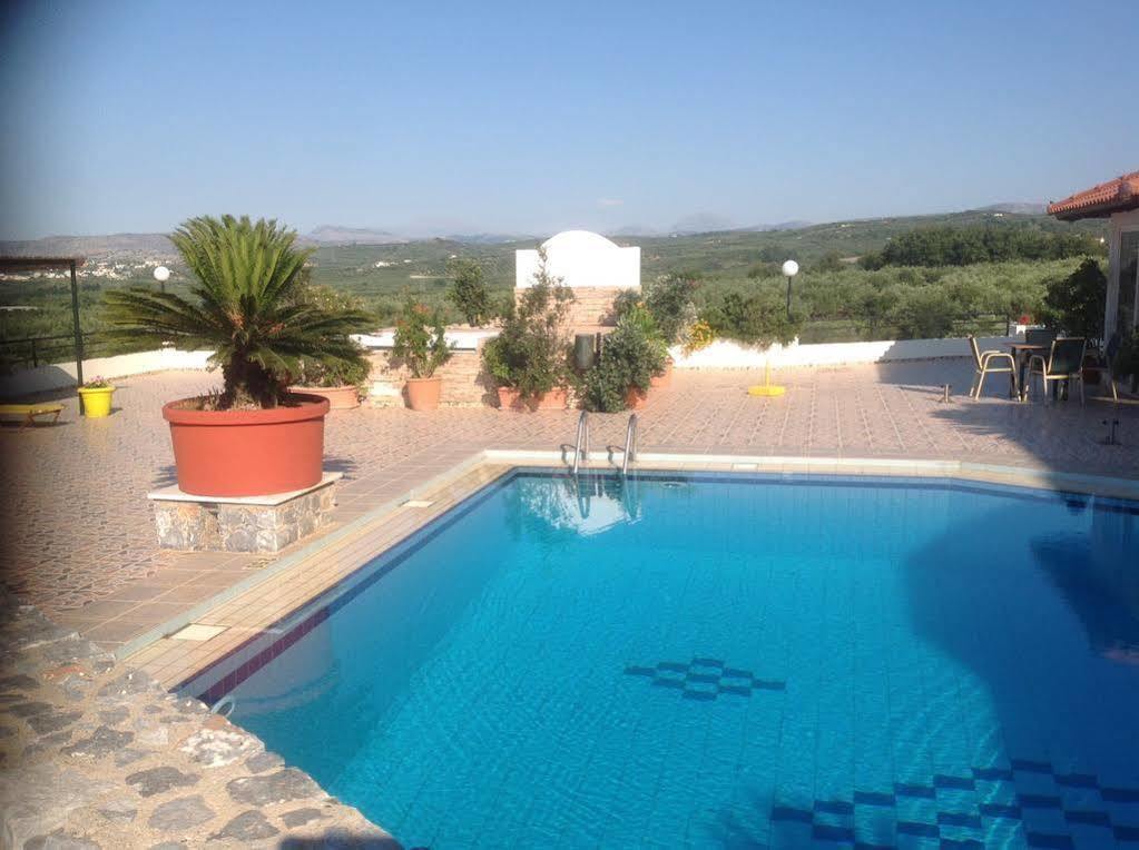 جورجيوبوليس Pinelopi Apartments المظهر الخارجي الصورة
