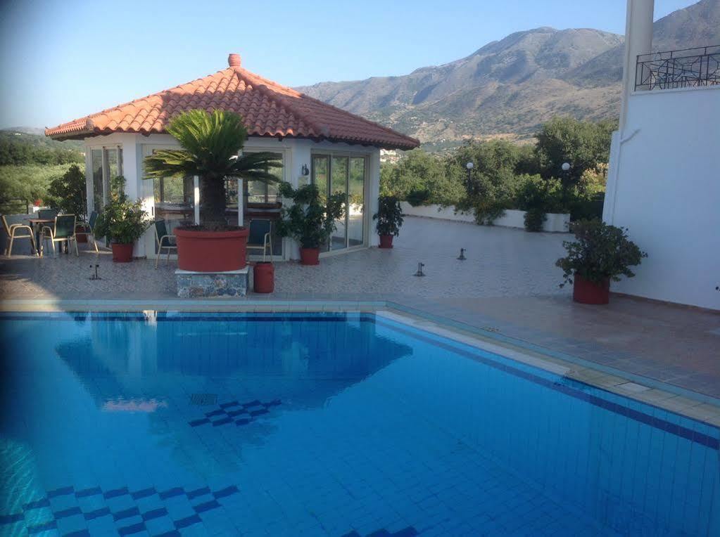 جورجيوبوليس Pinelopi Apartments المظهر الخارجي الصورة