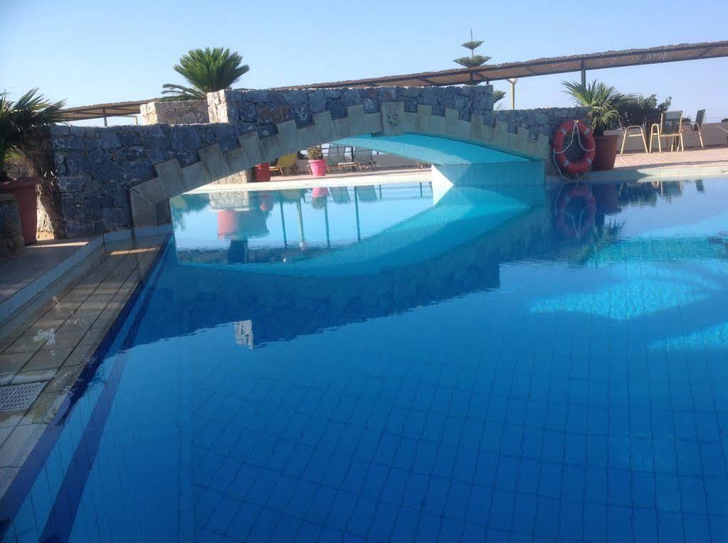 جورجيوبوليس Pinelopi Apartments المظهر الخارجي الصورة