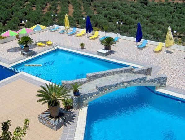 جورجيوبوليس Pinelopi Apartments المظهر الخارجي الصورة