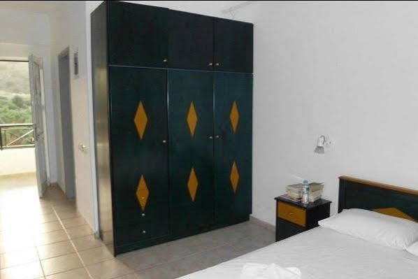 جورجيوبوليس Pinelopi Apartments المظهر الخارجي الصورة